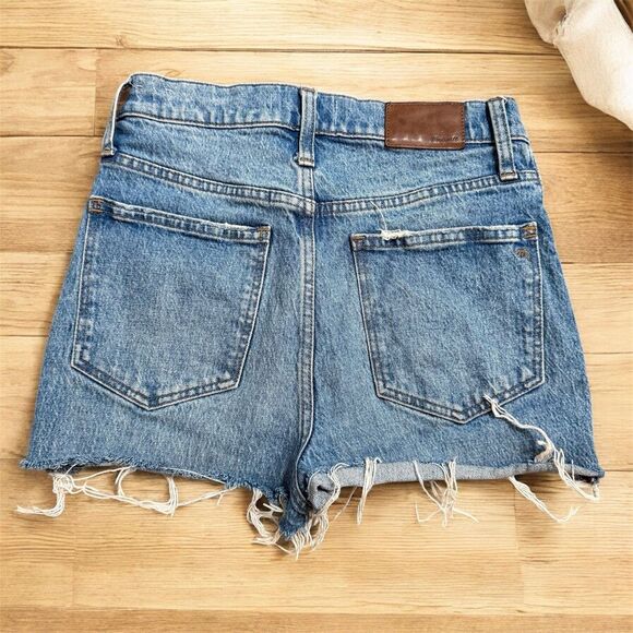 Madewell Classic Straight Cut Off Shorts Denim Jeans Light Wash 24” - Picture 2 of 8